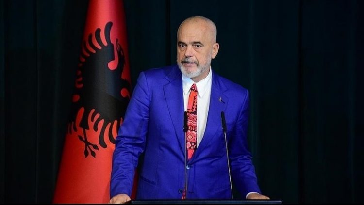 Emigrantët, Rama: S’ jemi të hapur për marrëveshje me vende të tjera.Do jetë 100% përgjegjësi e palës italiane