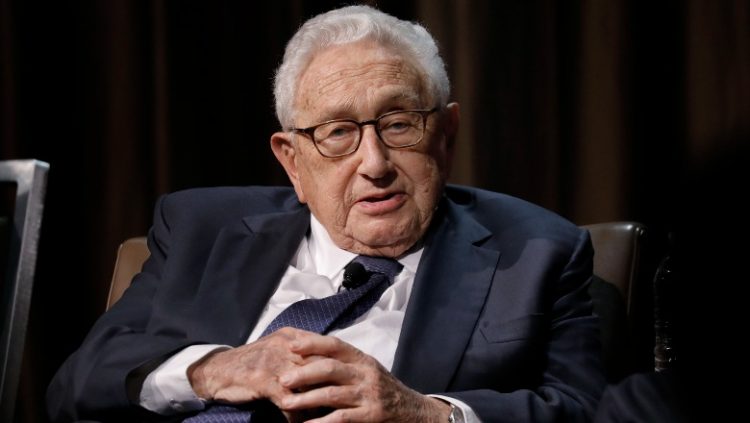 Ndërron jetë “babai” i diplomacisë amerikane, Henry Kissinger