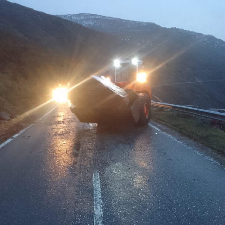 Shiu shkakton rënie gurësh dhe inertesh, ARRSH: Ja situata në akset e vendit