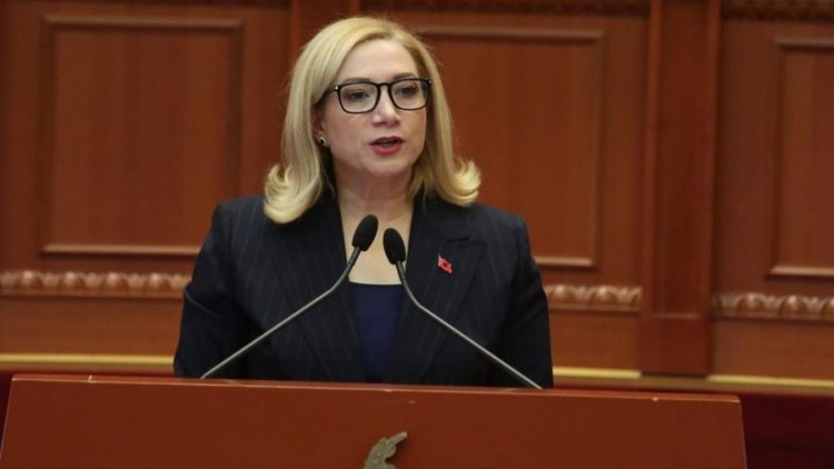 Kryetarja e Kushtetueses: Pushteti gjyqësor funksionon vetëm i pavarur. Jo presion ndaj gjyqtarëve