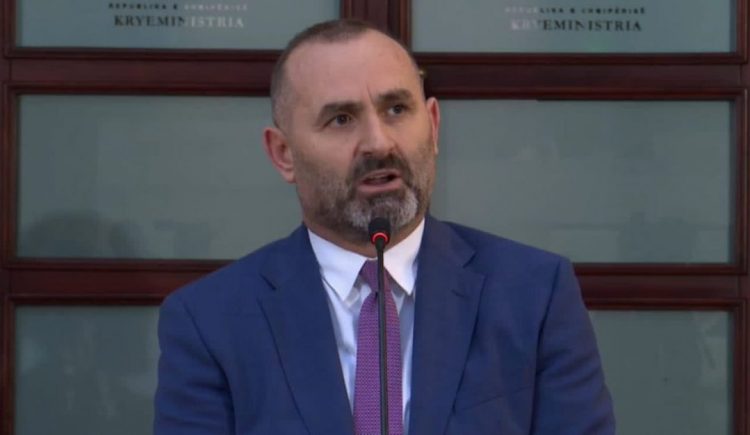 Ministri Manja dorëzon në Kryeministri projektin e Amnistisë, rritet numri i përfituesve 