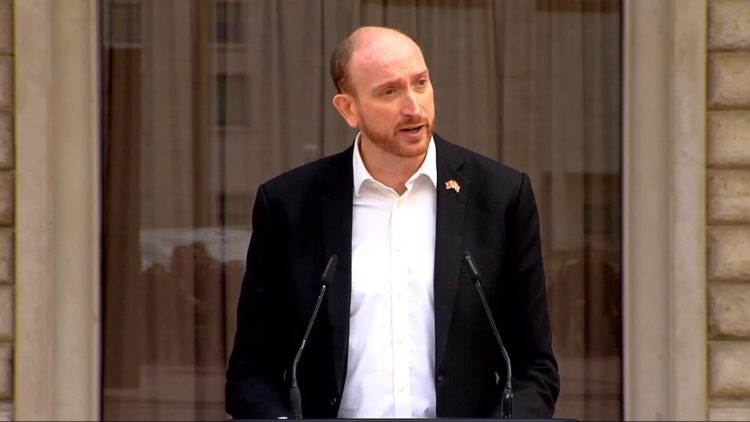 Flotë e re për sistemin e burgjeve/Ambasadori britanik: Moment historik, po ndalim organizatat kriminale 