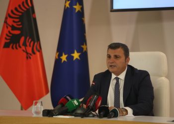 Banka e Shqipërisë rrit në 3.25% normën bazë të interesit, Sejko: Shkak rritja e çmimeve të produkteve të shportës