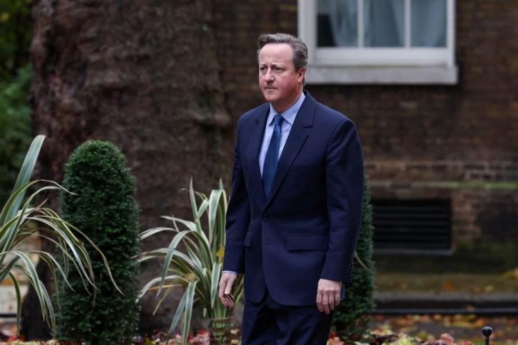 Kryeministri britanik, Rishi Sunak rikthen David Cameron në kabinet