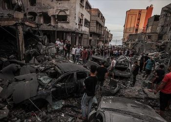 Izraeli kërcënon se do të bombardojë kampin e refugjatëve Al-Shati në Gaza