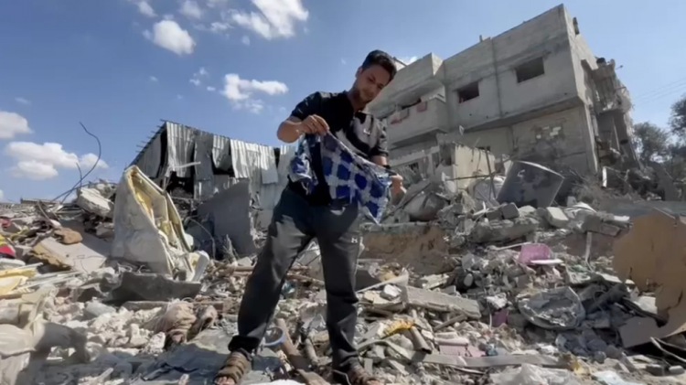 Humbi 11 anëtarët e familjes në një shpërthim, 36-vjeçari në Gaza: Kisha ëndrra për të gjithë fëmijët e mi
