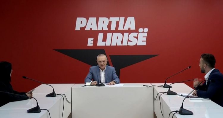Marrëveshja për refugjatët me Italinë/Meta: Një aventurë personale e Edi Ramës 