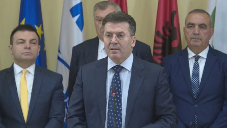 Përfaqësuesit e partive propozojnë krijimin e një federate opozitare, Mediu: Ja si do të funksionojnë partitë