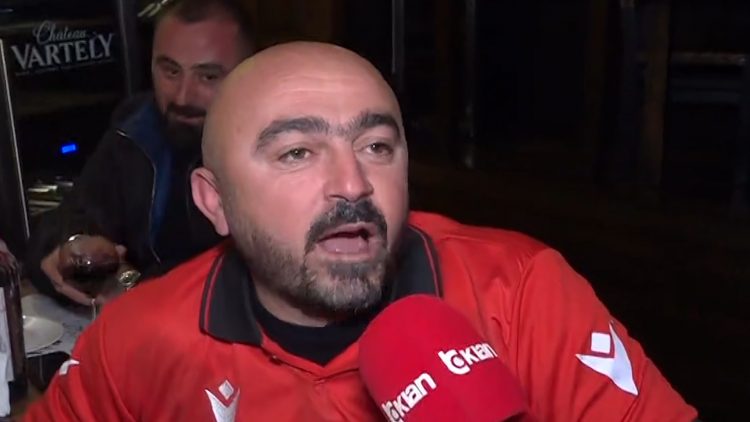 Tifozët e kombëtares ia marrin isos në Moldavi