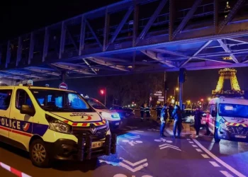 Vritet një turist gjerman nga sulmi me thikë në Paris