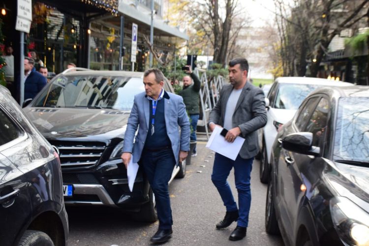 Berisha në arrest shtëpie, policia gjyqësore i komunikon masën