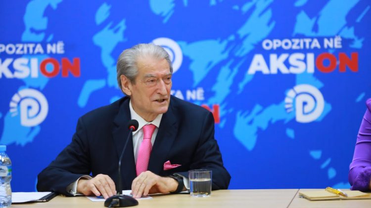 A ishte politik arrestimi i Nanos? Berisha: U zhdukën ndihmat e shqiptarëve të uritur. U akuzua nga PS, dosja ishte gati
