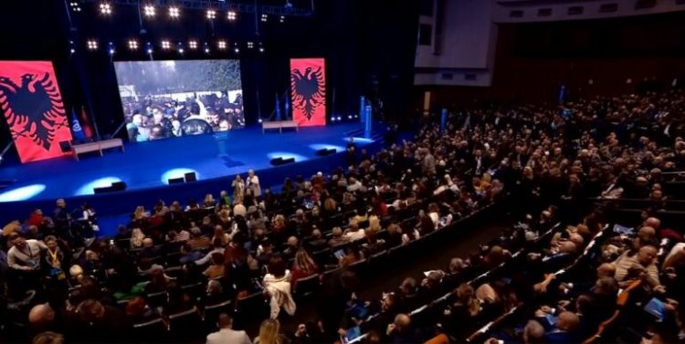 Berisha mbledh Kuvendin Kombëtar, mungon Bardhi dhe deputetët që e mbështesin atë