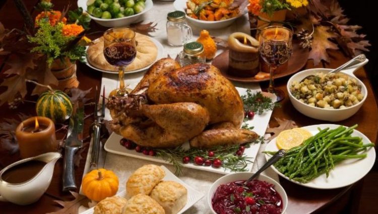 Festat sjellin kile të tepërta/ Nutricionistja: Kujdes me ëmbëlsirat dhe alkoolin