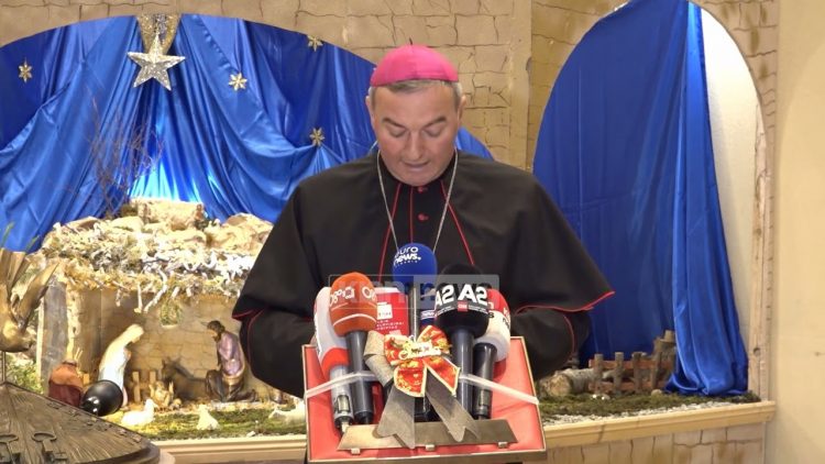 Prag Krishtlindjes, Imzot Arjan Dodaj mesazh besimtarëve