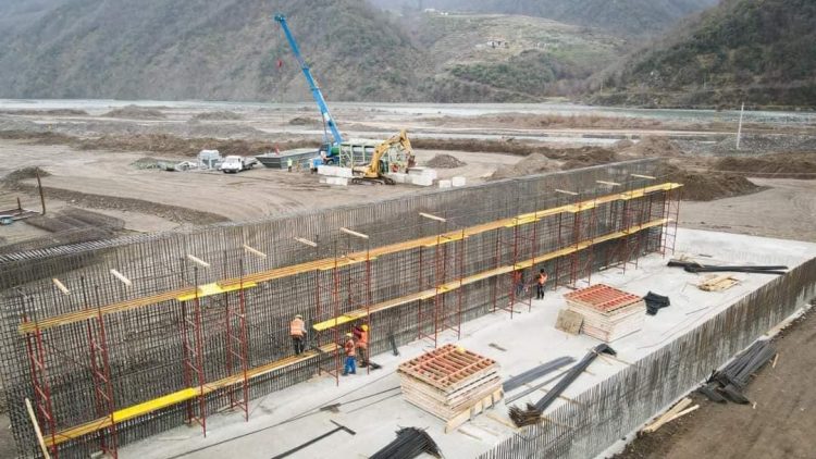 Rama: Filluan punimet edhe në Lotin 3 dhe 4 për ndërtimin e autostradës Elbasan-Qafë Thanë