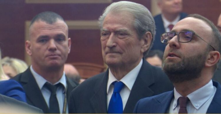Dokumenti/ Kuvendi i dërgon SPAK vendimin për dhënien e autorizimit për arrestimin e Berishës