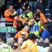 VIDEO/ Dhunë në futbollin anglez, sherr mes tifozëve në ndeshjen e FA Cup