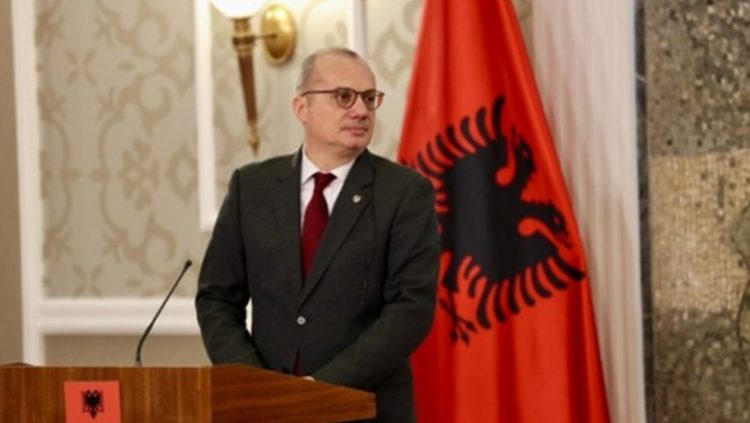 Talat Xhaferri Kryeministër i Maqedonisë së Veriut, Hasani: Besimplotë se do të përmbushë angazhimet e programit qeveritar