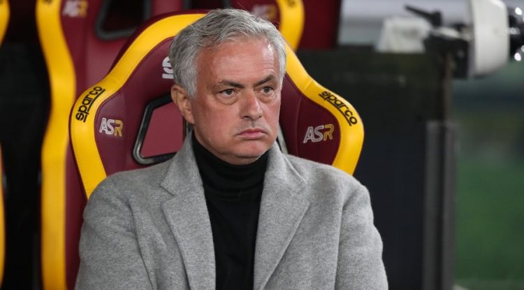 Brazili kërkon Jose Mourinhon