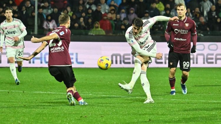 Fiton në minutat shtesë ndaj Salernitanës, Juventus dy pikë larg Interit
