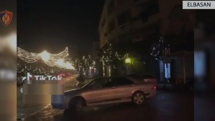 Bëri ‘drift’ me makinë në bulevard dhe e postoi videon në rrjete sociale, gjobitet 21-vjeçari në Elbasan