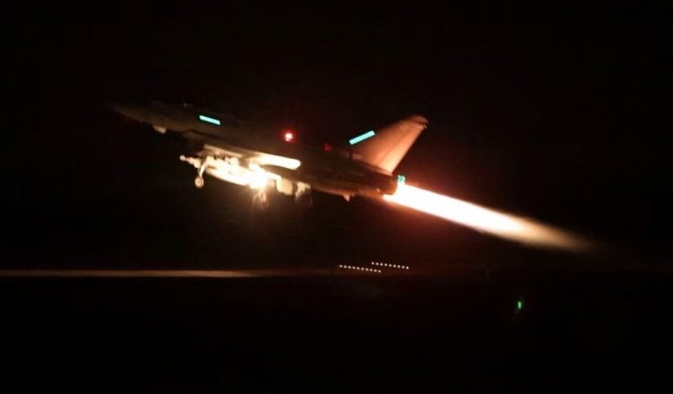 Rebelët Houthi zotohen për hakmarrje/ SHBA paralajmëron anijet: Qëndroni larg Detit të Kuq