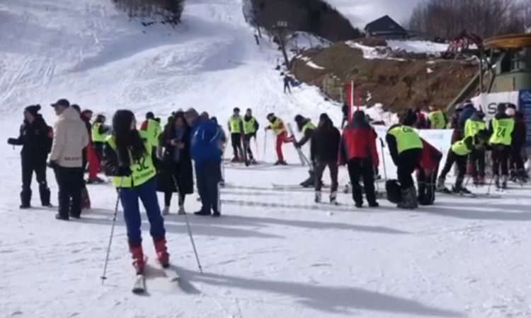 Skiatorët dynden në Dardhë, mbetet destinacioni më i preferuar