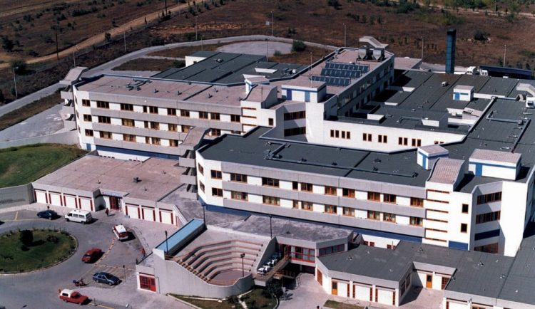 U dërgua në spital me temperaturë të lartë, vdes në Greqi foshnja 15-muajsh me origjinë shqiptare 