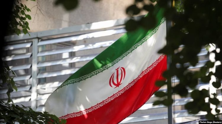 Irani ekzekuton katër persona nën dyshime se ishin spiunë të Mossadit