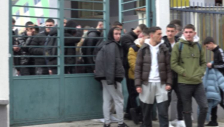 Shtëpi me qira për të pirë drogë