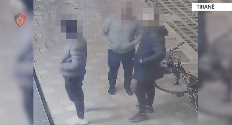 Vodhën dy banka në Tiranë, në kërkim 3 shtetas rumunë. Ja si funksiononte skema e tyre e grabitjes 