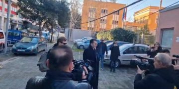 “Gërdeci”, paraqitet sot në GJKKO në orët e para të mëngjesit ish-ministri Fatmir Mediu