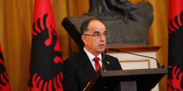 Begaj me trupin diplomatik: Anëtarësimi në BE, çështje e interesit kombëtar