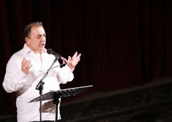 Ndërron jetë në moshën 50-vjeçare dramaturgu Albri Brahusha 