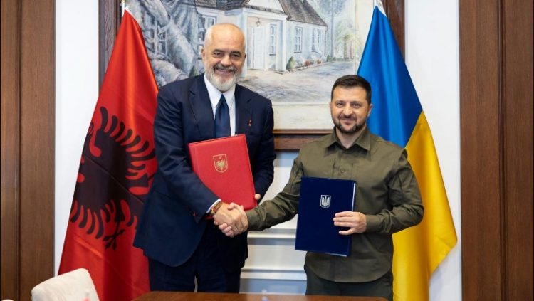 Samiti për Ukrainën në Tiranë, Zelensky vjen sot për herë të parë në Shqipëri