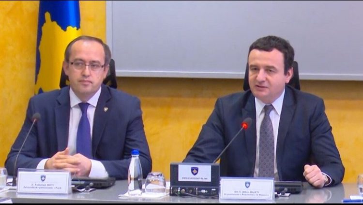 Ish-kryeministri i Kosovës kritika ndaj Kurtit: Ligjëratat, pretekst për të ikur nga Samiti në Tiranë