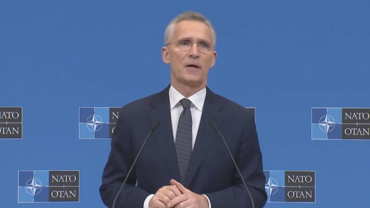 Sekretari i përgjithshëm i NATO-s: Kosova dhe Serbia të shmangin retorikën për nxitjen e tensioneve