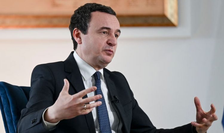 Kurti, serbëve në Kosovë: Rregullorja e BQK-së nuk ia ndalon Serbisë t’ju ndihmojë financiarisht