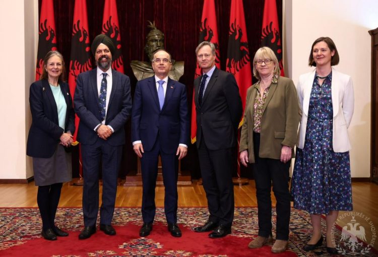Begaj takim me një grup ligjvënësish britanikë: Biseduam për rritjen e bashkëpunimit ekonomik