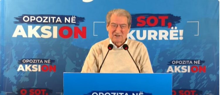 Berisha me podium nga shtëpia: Uragani juaj është uragani i lirisë!