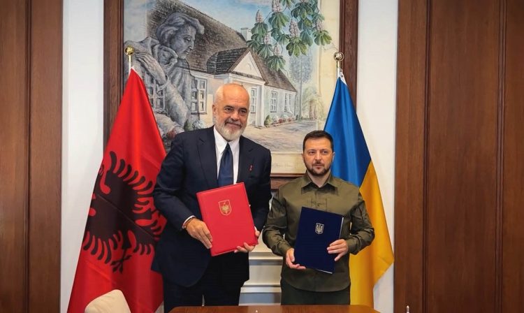Zelensky në Tiranë për samitin Ukrainë–Europa Juglindore, takimet dhe marrëveshjet që do të firmosen 