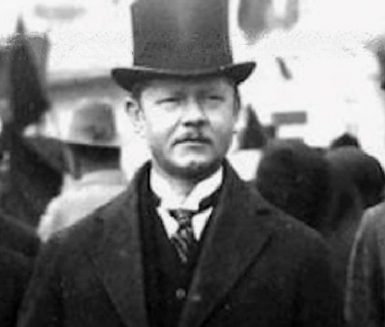 Gazzetta di Venezia (1931)/Një bisedë ekskluzive me Rexhep Jellën, Prefektin e Tiranës, në qytetin tonë