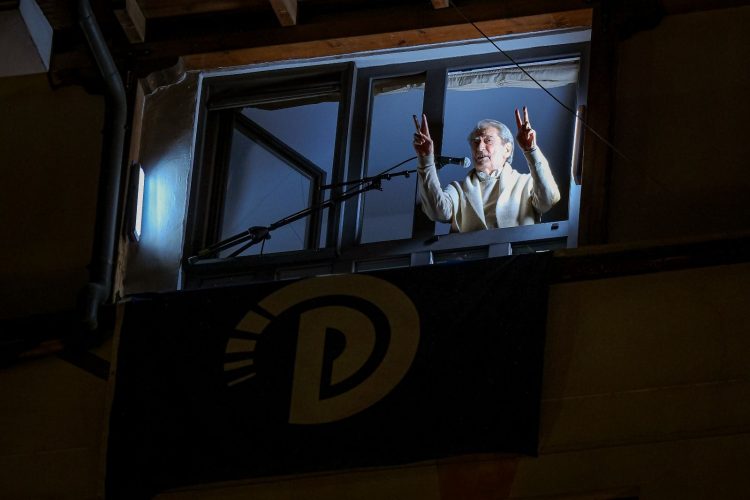 Berisha fton shqiptarët në protestë: Më 20 shkurt të bashkohemi për fitoren e pluralizmin, fitoren e demokracisë kundër mafies 