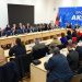 Zbardhet debati me dyer të mbyllura në selinë blu! Deputetë kërkojnë që Berisha të jetë në protestën e 20 shkurtit?