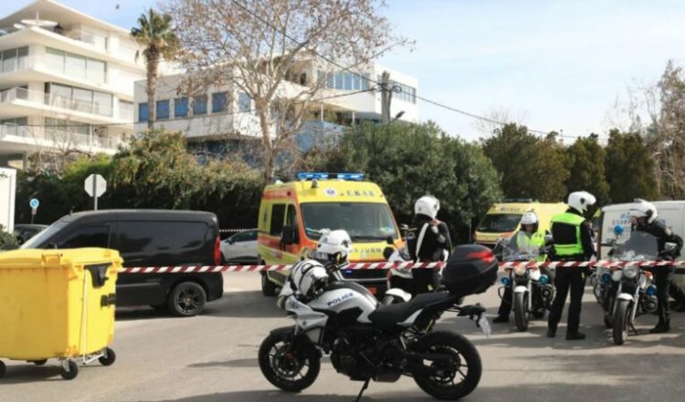 Ishte pushuar nga puna/ Egjiptiani hyn i armatosur brenda kompanisë në Greqi, vret 3 persona dhe i jep fund jetës