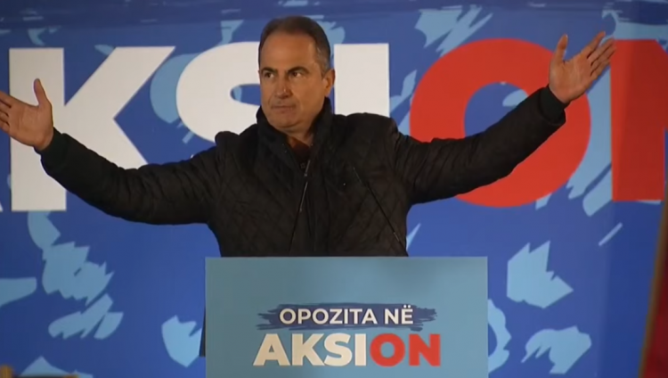 “Ta luftojmë këtë regjim”, Boçi: Na takon neve t’i shembim dyert e kryeministrisë
