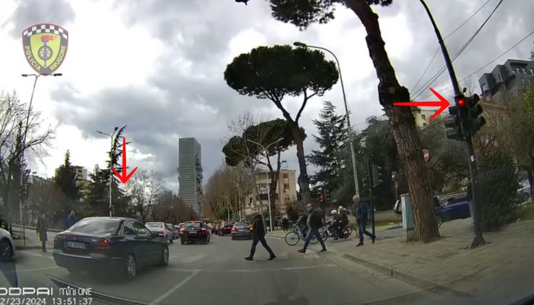 15 shoferë të arrestuar në Tiranë, policia:10,120 gjoba për shkelje të rregullave të qarkullimit rrugor