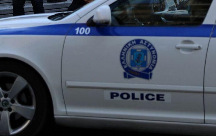 “Do hedhim në erë tre ambasada”, telefonata anonime në televizione ngre në këmbë policinë greke