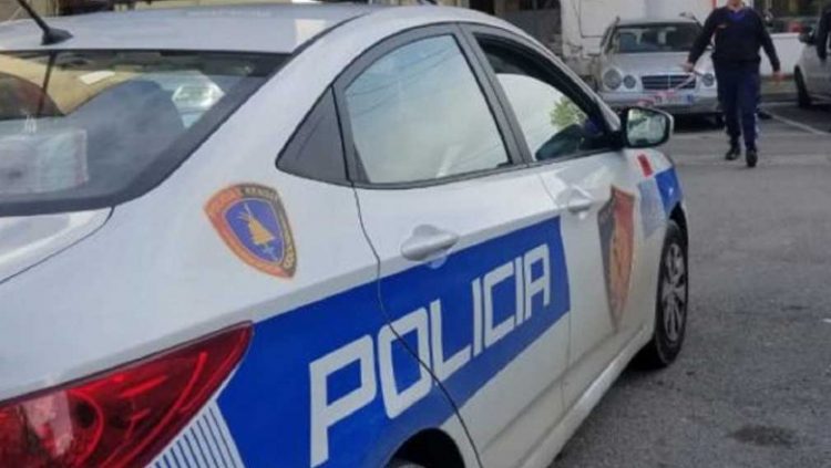 Vodhën furgonin dhe e fshehën në pyll, një i arrestuar, dy të mitur procedohen penalisht